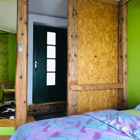 Homestay Stonehouse *