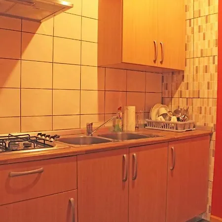 Δωμάτια σε οικογενειακή κατοικία Stonehouse Νόβα Γκόριτσα