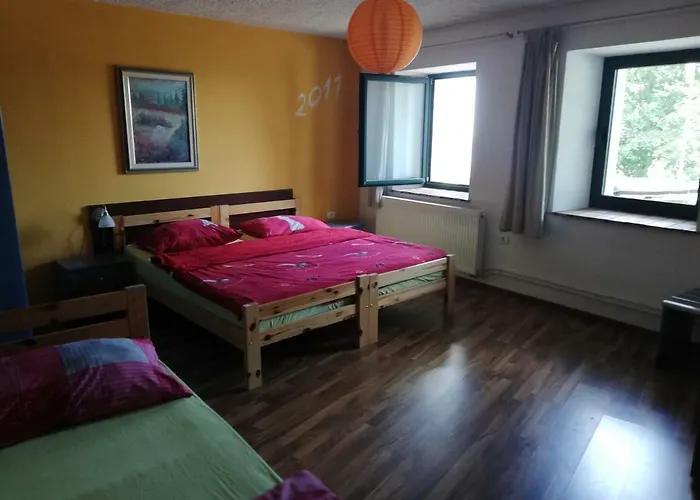 Stonehouse * Нова-Горица