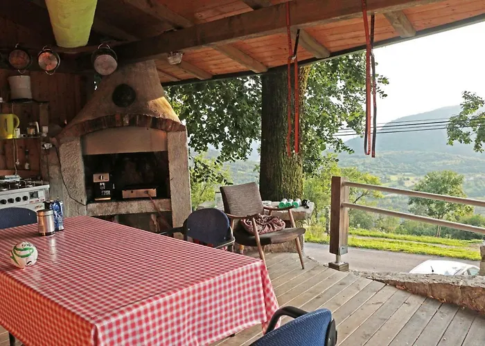 Stonehouse * Nova Gorica